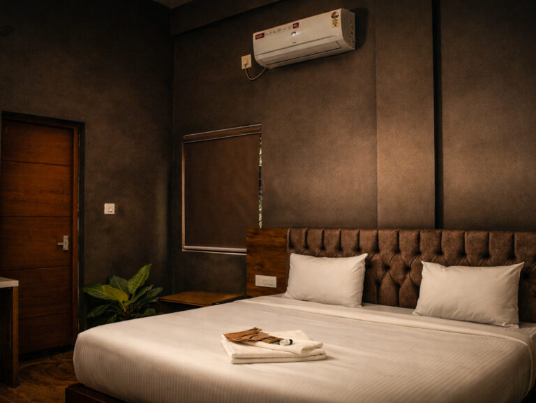 rooms in kalamassery